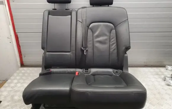 Audi Q7 4L Rear seat 