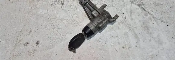 Audi A6 S6 C4 4A Ignition lock