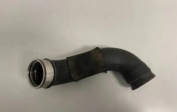 Mercedes-Benz E W211 Intercooler hose/pipe A2115281982 14004 220040203