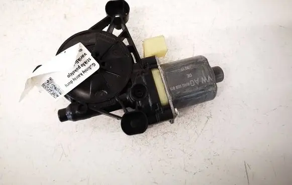 Audi A4 S4 B9 Rear door window regulator motor 8W0959811 0130822669