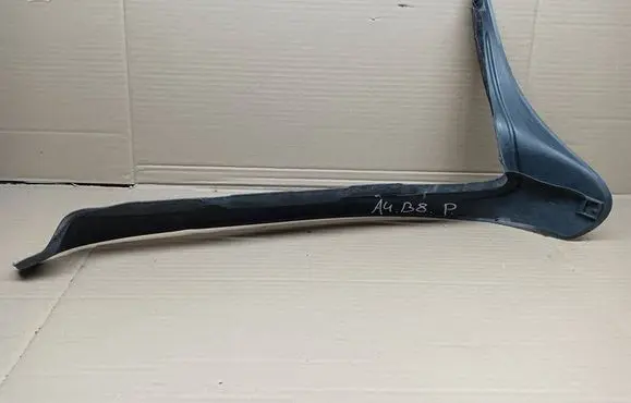 Audi A4 S4 B8 8K Fender end trim 8K0821112A