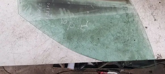 Mercedes-Benz E W212 Front door window glass four-door