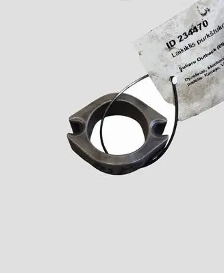 Subaru Outback Fuel Injector clamp holder