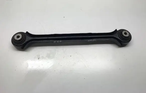 Rear control arm