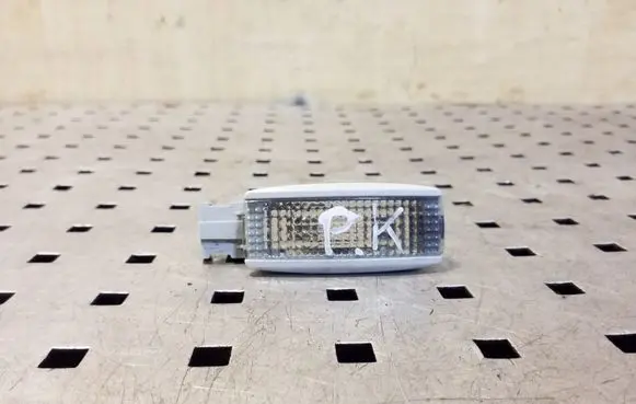 Volkswagen Polo V 6R Other interior light 3B0947113