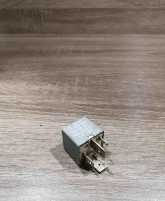 Volkswagen Golf II Other relay 171906383 20205007 1SILVER