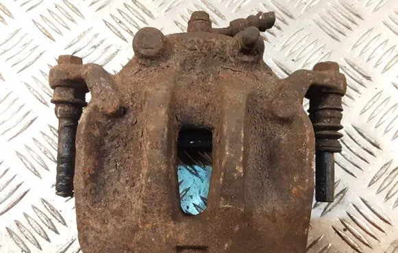 Nissan Murano Z50 Front brake caliper