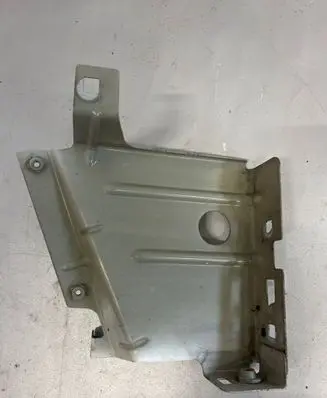 Renault Master III Fender mounting bracket 631226296r