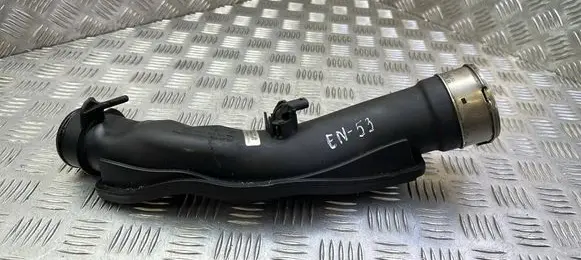 BMW X5 E70 Intercooler hose/pipe 11617809834