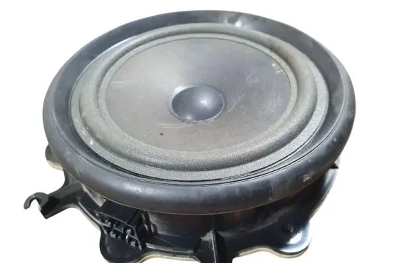 Audi A4 S4 B6 8E 8H Front door speaker 8E0035411