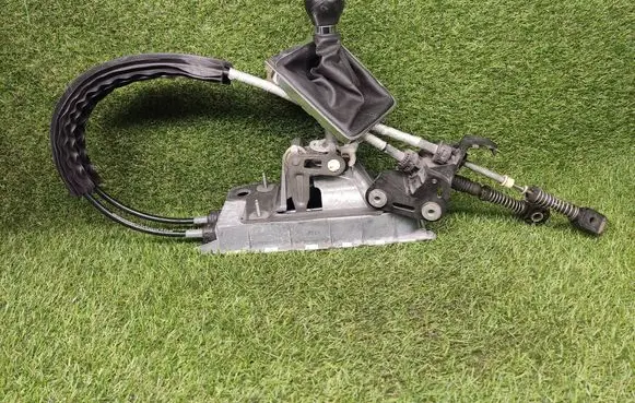 Volkswagen PASSAT CC Gear shifter/selector 3C0711049AF 05267573C0 KU029082007