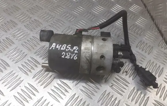 Audi A4 S4 B5 8D Vacuum pump 8E0614175D