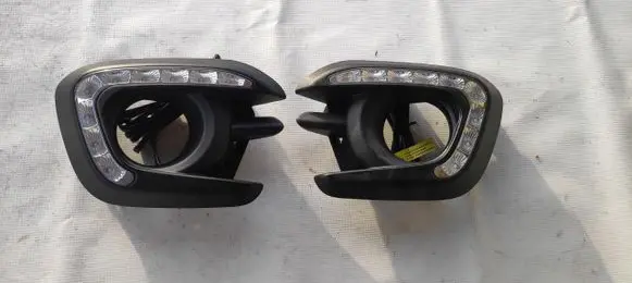 Mitsubishi Pajero Front fog light trim/grill 3000355