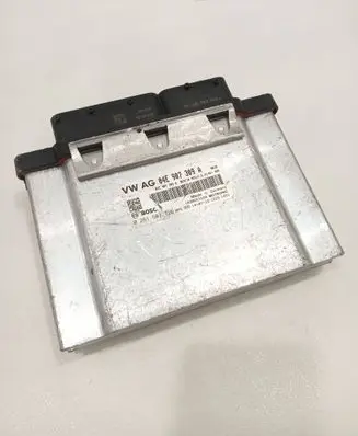 Volkswagen Golf VII Engine control unit/module 04E907309A 0261S07726