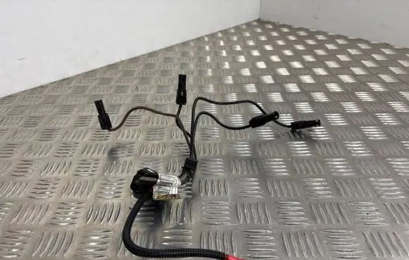 BMW 2 F46 Glow plug wires 8592698 EMF075A