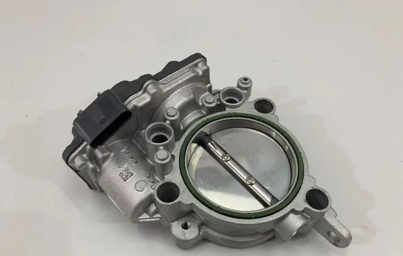 BMW X3 G01 Electric throttle body valve 8623324
