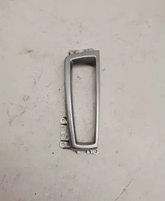 BMW 6 F12 F13 Gear shifter surround trim plastic 9189065