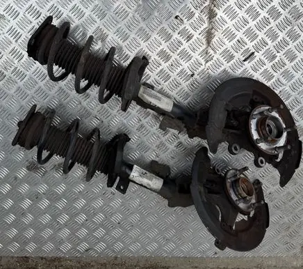 Volvo C30 Front shock absorber/damper 30748847