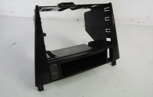 Volvo S40, V40 Radio/GPS head unit trim 