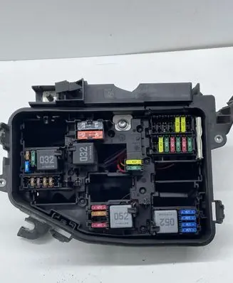Mercedes-Benz A W177 Fuse module