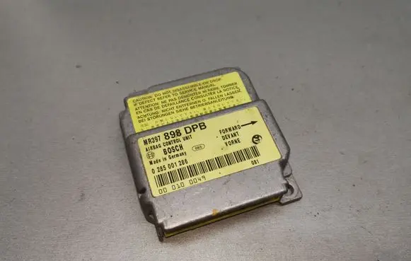 Mitsubishi Carisma Airbag control unit/module 0285001286