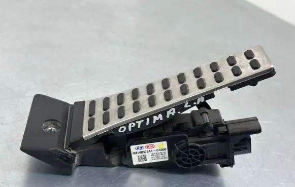 KIA Optima Accelerator throttle pedal MEW0373A1D4300