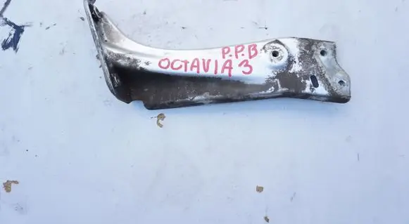 Skoda Octavia Mk3 (5E) Fender mounting bracket