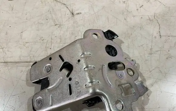 Skoda Octavia Mk3 (5E) Tailgate/trunk/boot lock/catch/latch 5E0827505