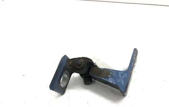 Volkswagen PASSAT B8 Rear door upper hinge 8V5833403C