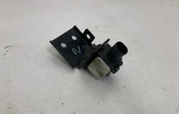 Mercedes-Benz S W221 Airbag deployment crash/impact sensor 0038202926 200985