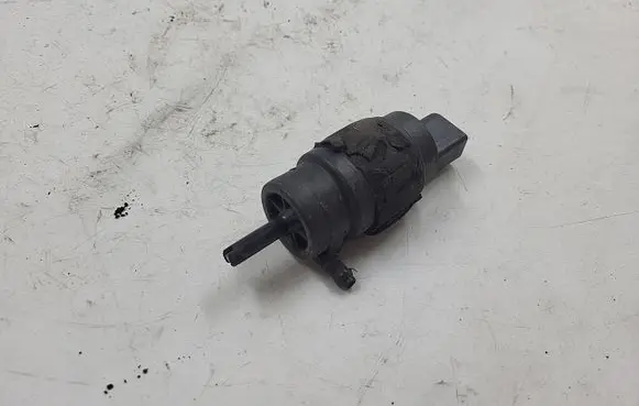Audi A4 S4 B8 8K Windscreen/windshield washer pump 8K5955647