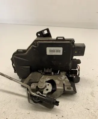 Audi A4 S4 B6 8E 8H Rear door lock 8E0839016C