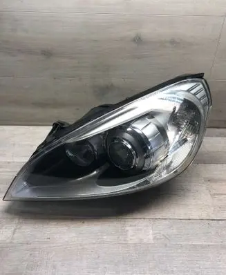 Volvo V60 Headlight/headlamp 31299990 89905477