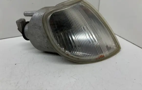 Citroen Saxo Front indicator light 014714