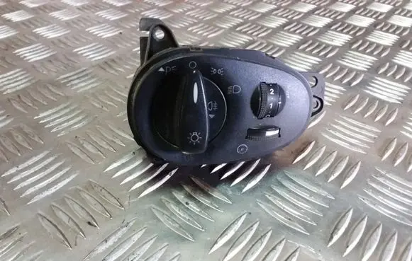 Ford Focus Light switch 98AG13A024BG