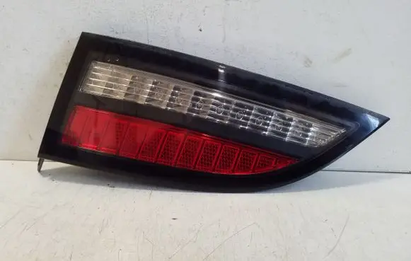 Opel Ampera Tailgate rear/tail lights 23170362 112913A