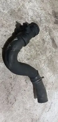 Audi A4 S4 B6 8E 8H Engine coolant pipe/hose 357121140
