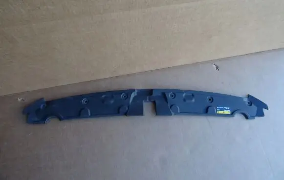 Engine bonnet/hood lock trim molding