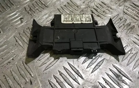 BMW 5 E39 Other control units/modules 65758379938 65.75-8379938