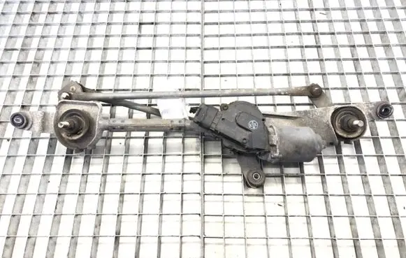 Front wiper linkage and motor