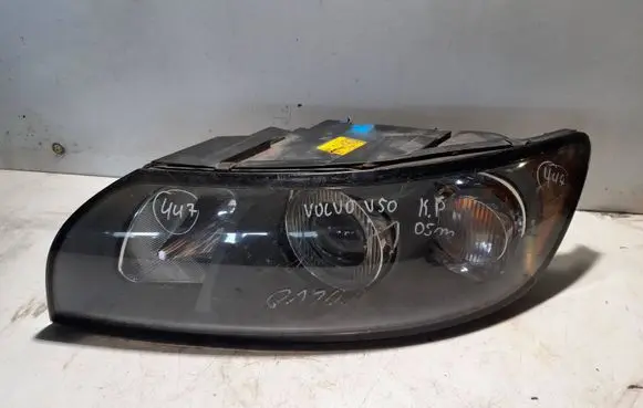Volvo V50 Headlight/headlamp 30698894 0301198603