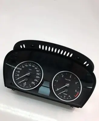 Speedometer (instrument cluster)
