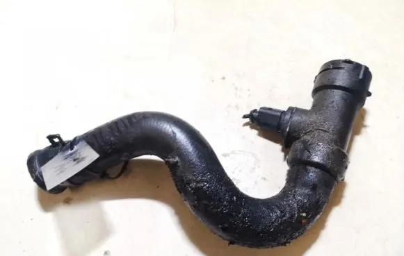 Audi A4 S4 B5 8D Engine coolant pipe/hose