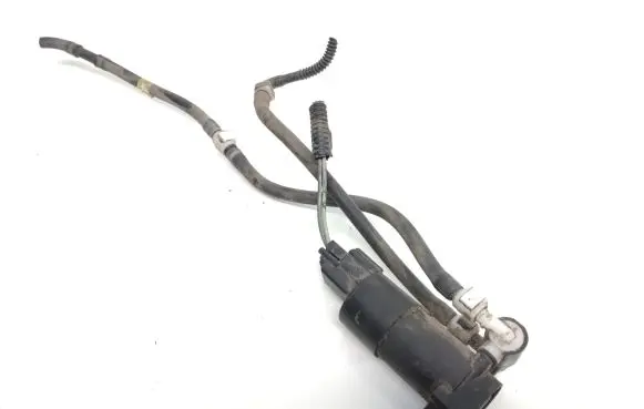 Ford Focus Windscreen/windshield washer pump Bv6117k624ba