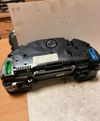 Audi A4 S4 B7 8E 8H Speedometer (instrument cluster) 1036901830
