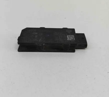 Skoda Enyaq iV Keyless system antenna 5WA962133B 5ZA01385530