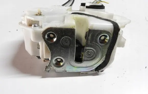 Mitsubishi ASX Loading door lock 7407uA36tt8
