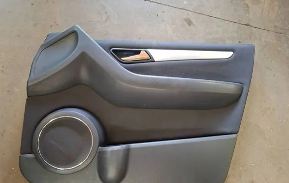 Mercedes-Benz B W245 Front door card panel trim 1697200458