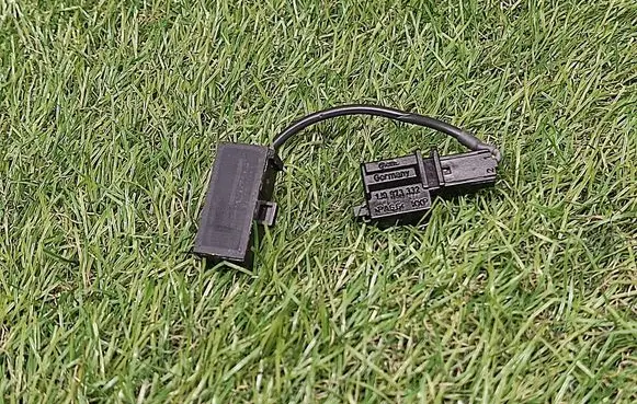Volkswagen Tiguan Microphone (bluetooth/phone) 3B0035711B