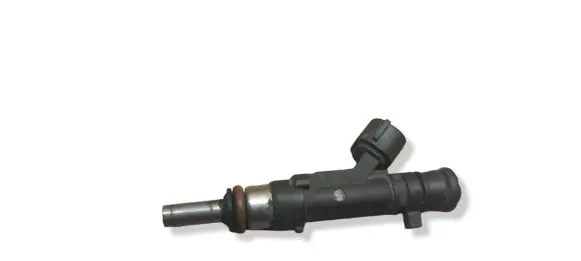 Audi A6 S6 C6 4F Fuel injector 06E133551